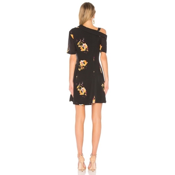 NEW ALC Lucia Silk Black Floral Asymmetrical Mini Dress Size 0 - Picture 2 of 7